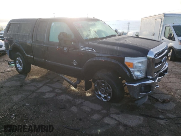 2013 Ford F-250 XL with VIN 1FT7X2BT5DEB44617, listed as a Copart auction lot 72566734 with 117,798 mi miles and Clean Title. Bid and sale history available at DreamBid. Image 4.