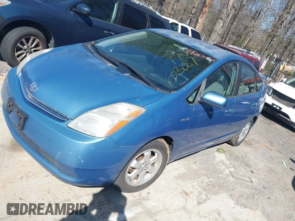 2007 Toyota Prius with VIN JTDKB20U177603087, listed as a IAAI auction lot 41828228 with 174,534 mi miles. Bid and sale history available at carsss.com. Image 2.