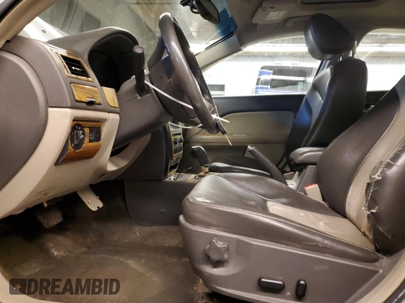 2010 Mercury Milan Hybrid with VIN 3MEDM0L33AR601687, listed as a Copart auction lot 84450914 with 218,398 mi miles and Salvage Title. Bid and sale history available at carsss.com. Image 7.