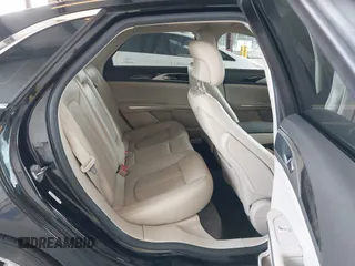 2016 Lincoln MKZ Hybrid with VIN 3LN6L2LUXGR628147, listed as a IAAI auction lot 41815863 with 97,961 mi miles. Bid and sale history available at carsss.com. Image 8.