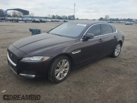 2017 Jaguar XF 35t Premium with VIN SAJBD4BV1HCY27546, listed as a Copart auction lot 86056234 with 102,932 mi miles and Clean Title. Bid and sale history available at carsss.com. Image 1.