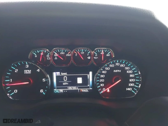 2017 GMC Yukon SLT with VIN 1GKS2BKC6HR171918, listed as a IAAI auction lot 41553393 with 106,766 mi miles. Bid and sale history available at carsss.com. Image 7.
