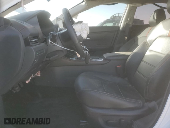 2024 Nissan Sentra SR with VIN 3N1AB8DV6RY321386, listed as a Copart auction lot 49306245 with 10,747 mi miles and Salvage title. Bid and sale history available at DreamBid. Image 7.