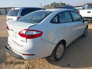 2016 Ford Fiesta S z VIN 3FADP4AJ9GM179972, wystawiony jako IAAI lot #41785915 z przebiegiem 133 235 mil mil oraz . Historia ofert i sprzedaży dostępna na DreamBid. Obrazek 4.