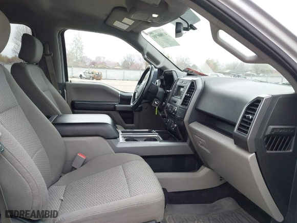 2017 Ford F-150 XL with VIN 1FTEW1EG4HKC87715, listed as a IAAI auction lot 41900701 with 80,786 mi miles. Bid and sale history available at carsss.com. Image 5.