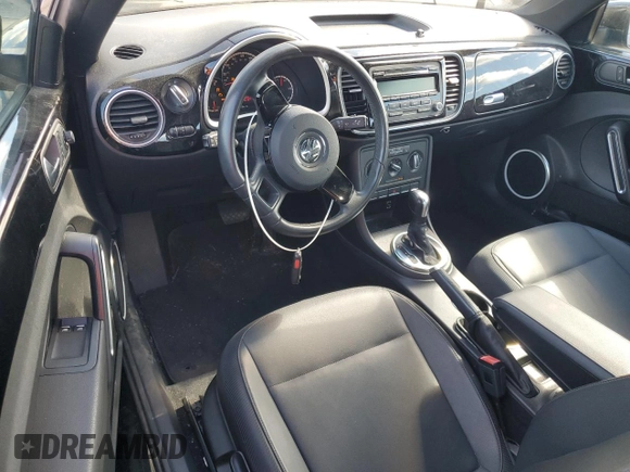 2013 Volkswagen Beetle 2.5L w/Sun/Sound/Nav с VIN 3VWJP7AT9DM676108, выставлен на аукционе Copart как лот 57050355 с пробегом 107 518 миль миль и Чистый • Clean title. История ставок и продаж доступна на DreamBid. Изображение 8.