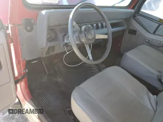 1988 Jeep Wrangler z VIN 2BCHV81SXJB541772, wystawiony jako Copart lot #45342095 z przebiegiem 110 222 mil mil oraz Czysty tytuł • Clean title. Historia ofert i sprzedaży dostępna na DreamBid. Obrazek 8.