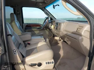 2003 Ford F-250 XL с VIN 1FTNW21S33EC82240, выставлен на аукционе IAAI как лот 40678011 с пробегом 142 865 миль миль и . История ставок и продаж доступна на DreamBid. Изображение 5.