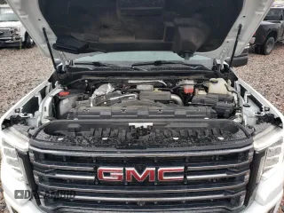 2021 GMC Sierra 3500HD AT4 z VIN 1GT49VEY6MF177836, wystawiony jako Copart lot #64846354 z przebiegiem 83 076 mil mil oraz Szkoda całkowita • Salvage title. Historia ofert i sprzedaży dostępna na DreamBid. Obrazek 11.