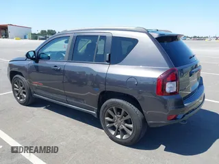 2016 Jeep Compass Sport SE z VIN 1C4NJDBBXGD729747, wystawiony jako IAAI lot #42642509 z przebiegiem 157 774 mil mil oraz . Historia ofert i sprzedaży dostępna na DreamBid. Obrazek 3.