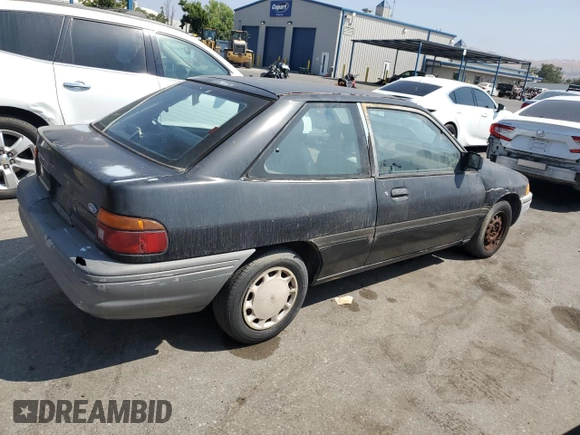1992 Ford Escort z VIN 1FAPP11JXNW156984, wystawiony jako Copart lot #63462264 z przebiegiem 37 774 mil mil oraz Szkoda całkowita • Salvage title. Historia ofert i sprzedaży dostępna na DreamBid. Obrazek 3.