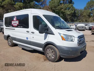 2017 Ford Transit XL with VIN 1FBAX2CM8HKA37666, listed as a IAAI auction lot 40636497 with 164,713 mi miles and . Bid and sale history available at carsss.com. Image 1.