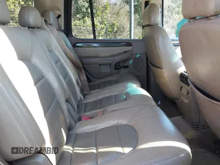 2003 Ford Explorer z VIN 1FMZU85W33ZB13900, wystawiony jako IAAI lot #41479457 z przebiegiem 291 965 mil mil oraz . Historia ofert i sprzedaży dostępna na DreamBid. Obrazek 8.