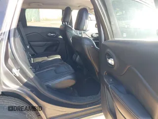 2015 Jeep Cherokee Limited with VIN 1C4PJMDB4FW610956, listed as a IAAI auction lot 42167270 with 118,219 mi miles and . Bid and sale history available at DreamBid. Image 8.