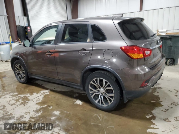 2018 Mitsubishi Outlander ES z VIN JA4AR3AU0JU018239, wystawiony jako Copart lot #50518885 z przebiegiem 128 351 mil mil oraz Szkoda całkowita • Salvage title. Historia ofert i sprzedaży dostępna na DreamBid. Obrazek 2.