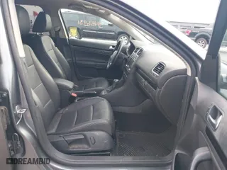 2014 Volkswagen Jetta SportWagen TDI w/Sunroof & Nav with VIN 3VWPL7AJXEM604971, listed as a IAAI auction lot 41486931 with 178,563 mi miles. Bid and sale history available at carsss.com. Image 5.
