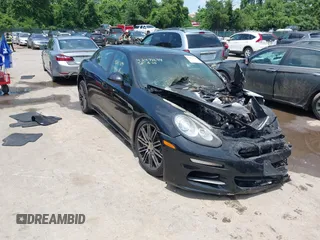 2016 Porsche Panamera 4 с VIN WP0AA2A75GL006121, выставлен на аукционе IAAI как лот 42471694 с пробегом 22 143 миль миль и . История ставок и продаж доступна на DreamBid. Изображение 1.