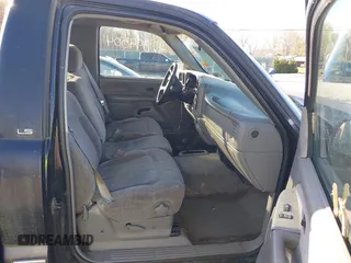 1999 Chevrolet Silverado 1500 LT with VIN 1GCEK14T8XE115517, listed as a IAAI auction lot 42094504 with 183,583 mi miles. Bid and sale history available at carsss.com. Image 5.