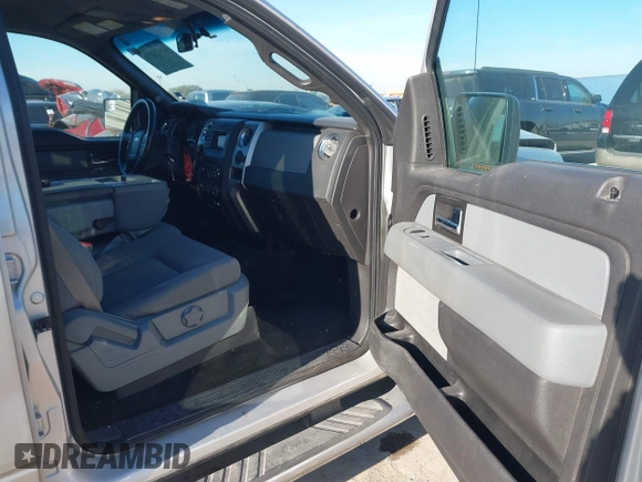 2014 Ford F-150 XL with VIN 1FTFW1CFXEKF95014, listed as a IAAI auction lot 41325134 with 278,444 mi miles. Bid and sale history available at carsss.com. Image 5.