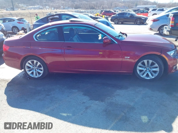 2013 BMW 3 Series 328i xDrive with VIN WBAKF3C53DJ385793, listed as a IAAI auction lot 41665820 with 137,910 mi miles. Bid and sale history available at carsss.com. Image 13.
