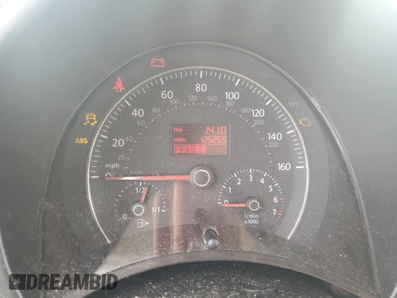 2006 Volkswagen New Beetle Coupe with VIN 3VWRW31C06M403608, listed as a Copart auction lot 82308844 with 125,255 mi miles and Salvage Title. Bid and sale history available at carsss.com. Image 9.
