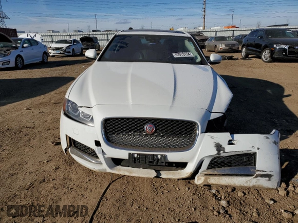 2017 Jaguar XF 35t Premium with VIN SAJBJ4BV1HCY30830, listed as a Copart auction lot 83018134 with 86,534 mi miles and Salvage Title. Bid and sale history available at carsss.com. Image 5.