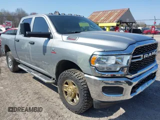 2022 Ram 2500 Tradesman with VIN 3C6UR5CL8NG280660, listed as a IAAI auction lot 42077678 with 84,009 mi miles and . Bid and sale history available at DreamBid. Image 1.