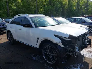 2017 Infiniti QX70 with VIN JN8CS1MW0HM411905, listed as a IAAI auction lot 42136954 with 84,146 mi miles. Bid and sale history available at carsss.com. Image 1.
