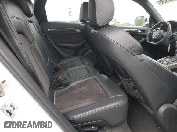 2014 Audi SQ5 Premium Plus z VIN WA1CGAFP0EA067700, wystawiony jako Copart lot #56374555 z przebiegiem 165 958 mil mil oraz Szkoda całkowita • Salvage title. Historia ofert i sprzedaży dostępna na DreamBid. Obrazek 11.