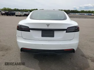 2022 Tesla Model S z VIN 5YJSA1E57NF487187, wystawiony jako Copart lot #58295845 z przebiegiem 50 879 mil mil oraz Szkody całkowita. Historia ofert i sprzedaży dostępna na DreamBid. Obrazek 6.