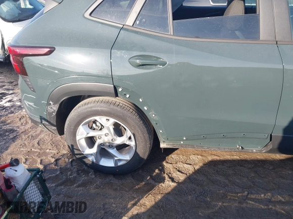 2025 Chevrolet Trax LS with VIN KL77LFEP9SC181886, listed as a IAAI auction lot 41769552 with 181 mi miles and . Bid and sale history available at DreamBid. Image 17.