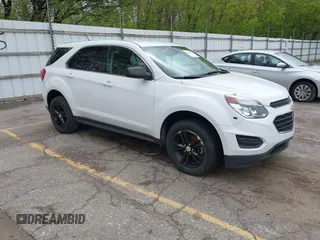 2017 Chevrolet Equinox LS z VIN 2GNALBEK1H1531216, wystawiony jako IAAI lot #42200900 z przebiegiem 179 232 mil mil oraz . Historia ofert i sprzedaży dostępna na DreamBid. Obrazek 1.