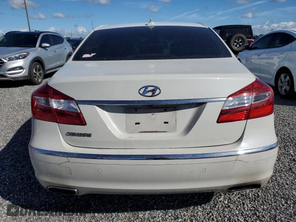2013 Hyundai Genesis 3.8L with VIN KMHGC4DD0DU231517, listed as a Copart auction lot 74777994 with 129,206 mi miles and Non Repairable. Bid and sale history available at carsss.com. Image 6.