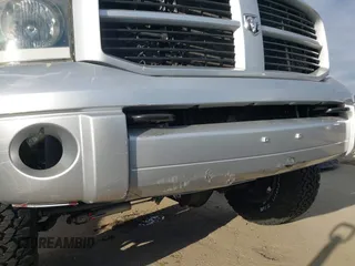 2005 Dodge Ram 3500 SLT with VIN 3D7LS38CX5G750960, listed as a IAAI auction lot 41681585 with 213,608 mi miles. Bid and sale history available at carsss.com. Image 6.