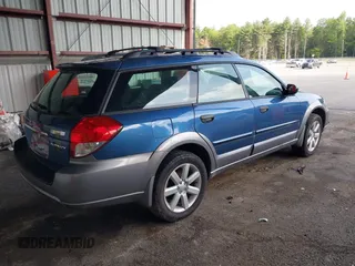 2008 Subaru Outback i z VIN 4S4BP61CX87332428, wystawiony jako IAAI lot #42396766 z przebiegiem 62 910 mil mil oraz . Historia ofert i sprzedaży dostępna na DreamBid. Obrazek 4.