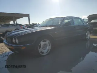 1997 Jaguar XJ with VIN SAJPX1149VC794067, listed as a Copart auction lot 85457044 with 139,764 mi miles and Clean title. Bid and sale history available at DreamBid. Image 1.