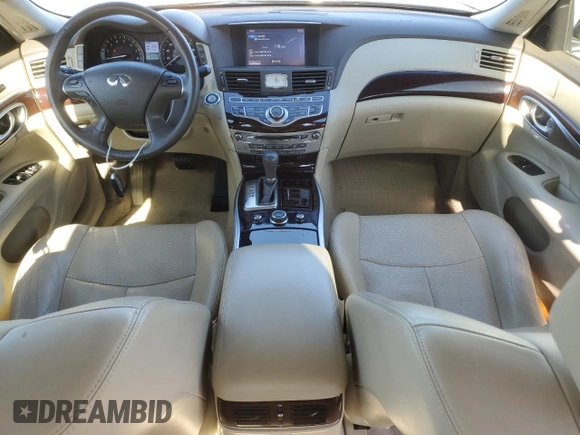 2015 Infiniti Q70 z VIN JN1BY1PR9FM830573, wystawiony jako Copart lot #48071215 z przebiegiem 57 378 mil mil oraz Szkoda całkowita • Salvage title. Historia ofert i sprzedaży dostępna na DreamBid. Obrazek 8.