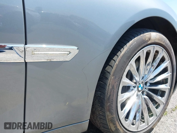 2012 BMW 7 Series 740Li with VIN WBAKB4C50CC576429, listed as a IAAI auction lot 42153378 with 161,168 mi miles and . Bid and sale history available at DreamBid. Image 6.