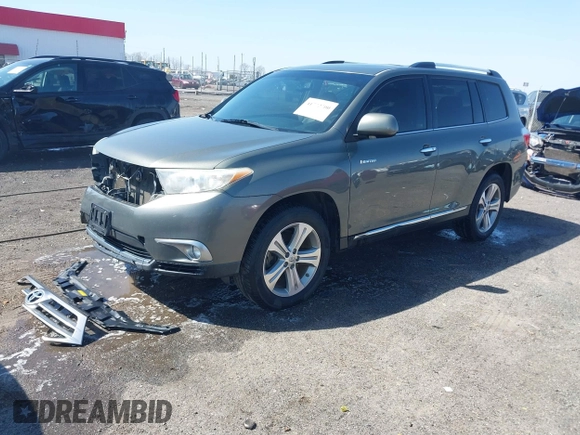 2011 Toyota Highlander Limited with VIN 5TDDK3EH6BS061624, listed as a IAAI auction lot 41772700 with 218,347 mi miles and . Bid and sale history available at DreamBid. Image 2.