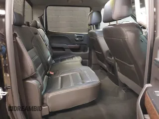 2019 GMC Sierra 2500HD Denali with VIN 1GT12SEY6KF105182, listed as a IAAI auction lot 41522040 with 47,124 mi miles. Bid and sale history available at carsss.com. Image 8.