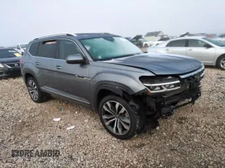 2021 Volkswagen Atlas SEL Premium R-Line with VIN 1V2FR2CAXMC504266, listed as a Copart auction lot 83376524 with 65,375 mi miles and Salvage title. Bid and sale history available at DreamBid. Image 13.
