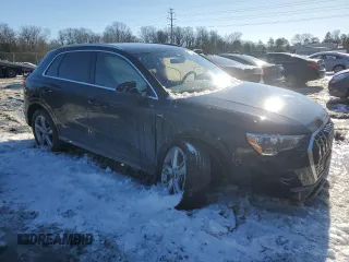 2021 Audi Q3 S line Premium with VIN WA1DECF39M1024927, listed as a Copart auction lot 41340675 with 100,886 mi miles and Salvage Title. Bid and sale history available at carsss.com. Image 4.