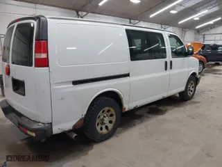 2013 Chevrolet Express Cargo Van with VIN 1GCSGAFX5D1159918, listed as a IAAI auction lot 41998023 with 279,473 mi miles. Bid and sale history available at carsss.com. Image 4.