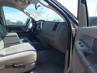 2007 Dodge 2500 SLT with VIN 3D7KR28A17G803113, listed as a IAAI auction lot 42242377 with 226,544 mi miles and . Bid and sale history available at carsss.com. Image 5.