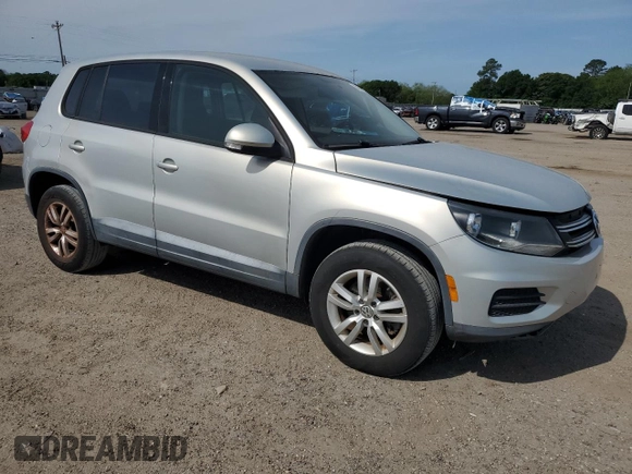 2013 Volkswagen Tiguan SE with VIN WVGAV3AXXDW618413, listed as a Copart auction lot 53953905 with 141,853 mi miles and Clean title. Bid and sale history available at DreamBid. Image 4.