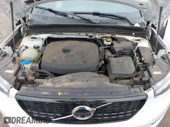 2019 Volvo XC40 R-Design with VIN YV4162UM6K2123298, listed as a IAAI auction lot 41509799 with 57,010 mi miles and . Bid and sale history available at DreamBid. Image 10.