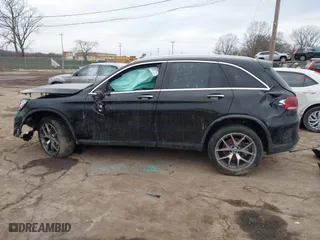2022 Mercedes-Benz GLC with VIN W1N0G8EBXNV395814, listed as a IAAI auction lot 41694934 with 1 mi miles. Bid and sale history available at carsss.com. Image 14.