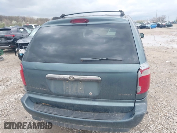 2005 Chrysler Town & Country Touring with VIN 2C4GP54L75R429550, listed as a IAAI auction lot 41947692 with 219,368 mi miles. Bid and sale history available at carsss.com. Image 17.