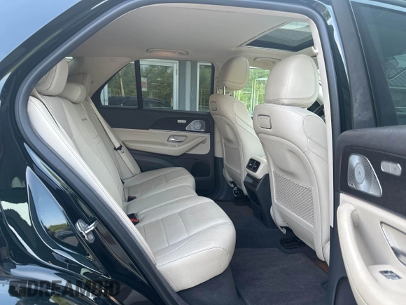 2020 Mercedes-Benz GLE 350 with VIN 4JGFB4KB7LA110886, listed as a IAAI auction lot 42451606 with 83,289 mi miles and . Bid and sale history available at DreamBid. Image 8.