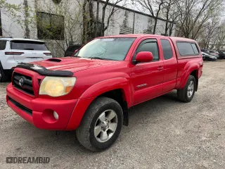 2005 Toyota Tacoma with VIN 5TEUU42N25Z088885, listed as a Copart auction lot 54250975 with 265,845 mi miles and Clean Title. Bid and sale history available at carsss.com. Image 2.